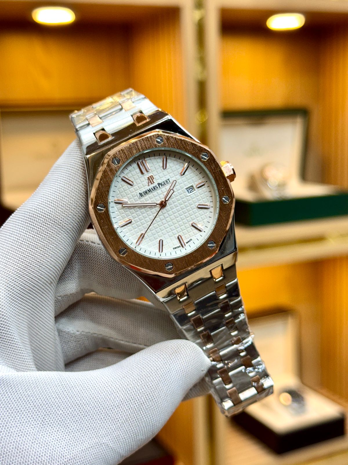 Stylish Stainless Steel Watch – Perfect for Any Occasion